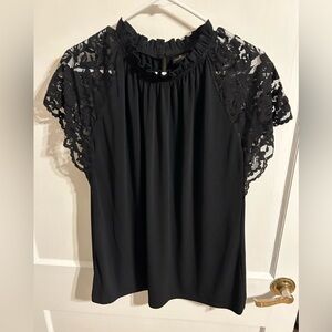 Women’s Worthington blouse with lace sleeves size XXL